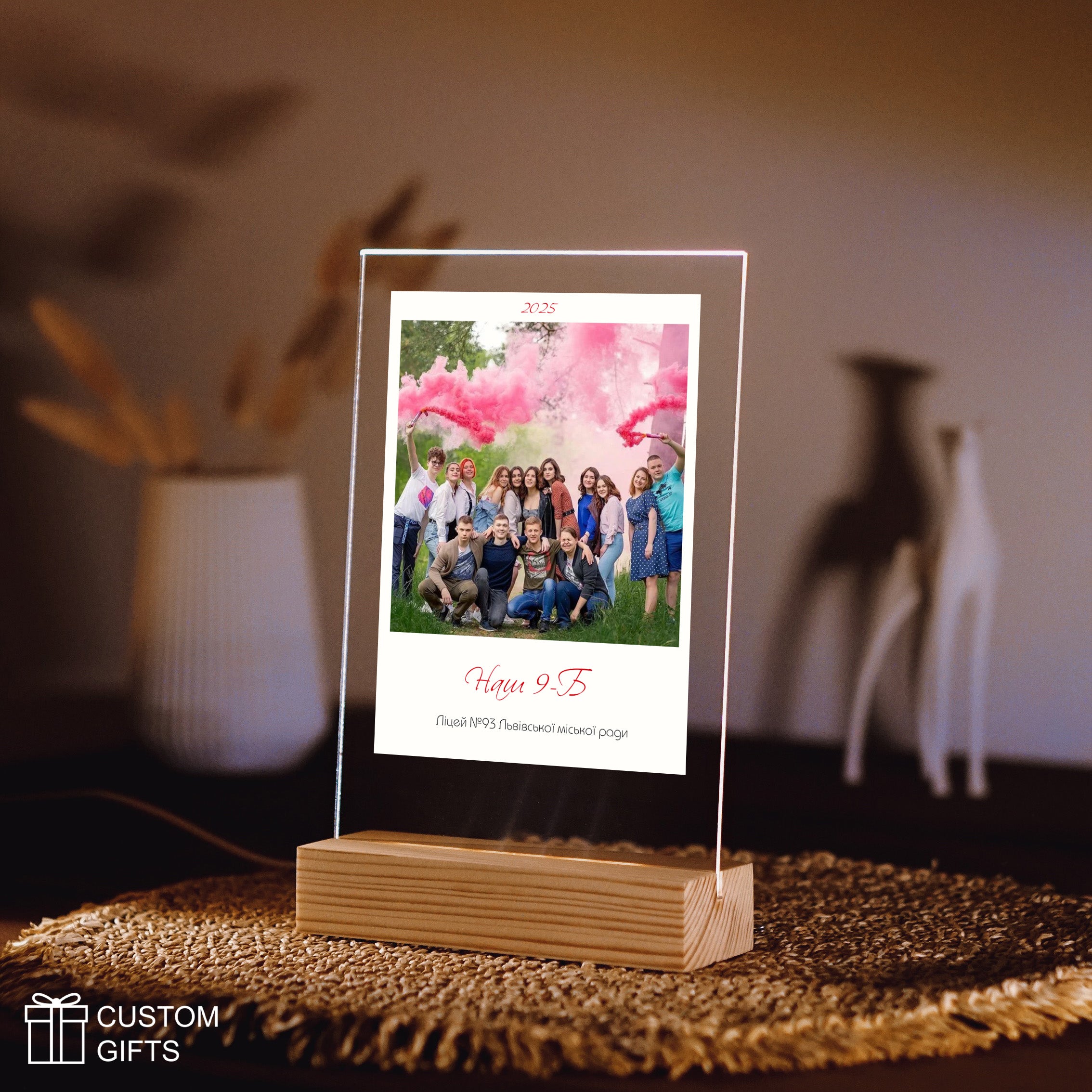 Polaroid photoposter - подарунок на Останній Дзвоник